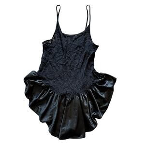 VTG MODAVON Lace Chemise Cami Size S-M Retro Classic Sexy Goth Loungewear Chic